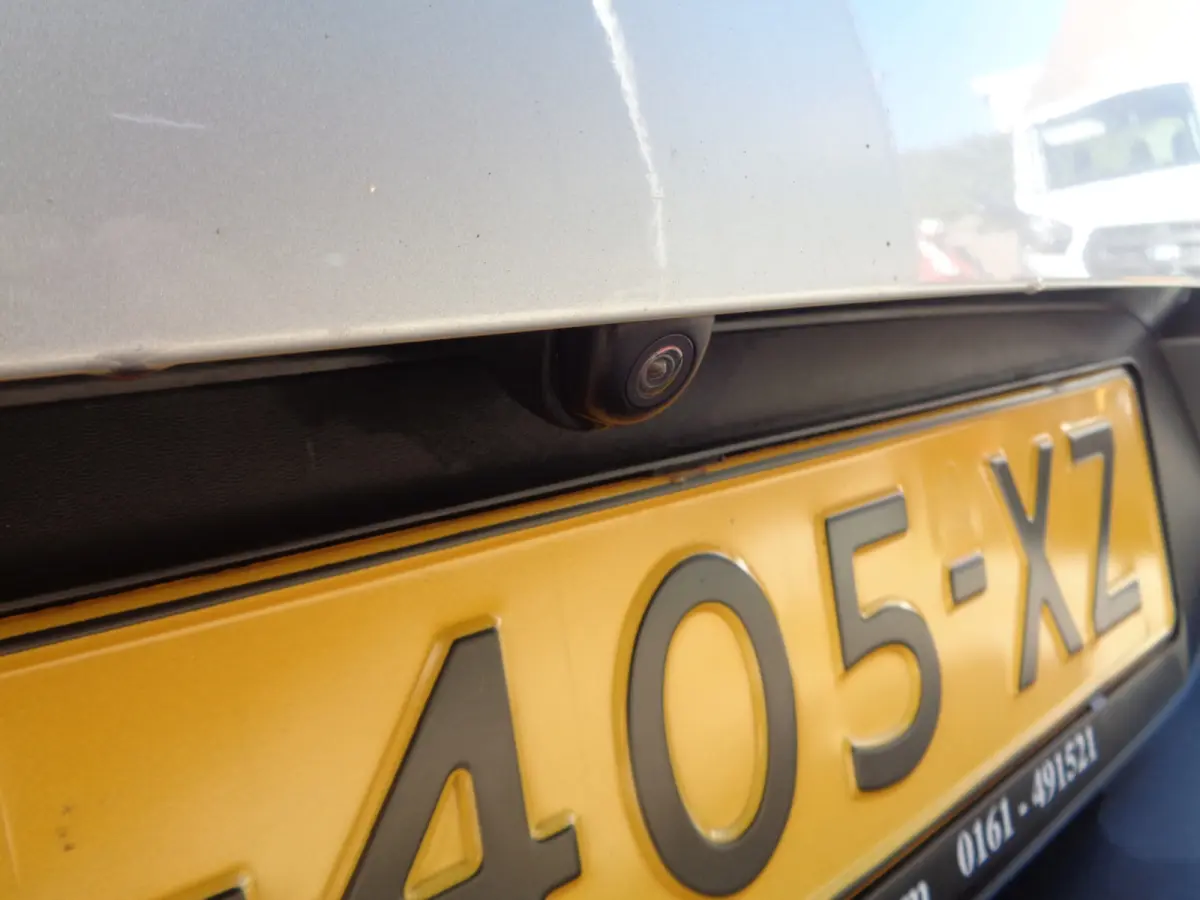 1.0 T-GDi DynamicLine Airco, Navigatie, Camera, PDC, LM velgen, Carplay/android