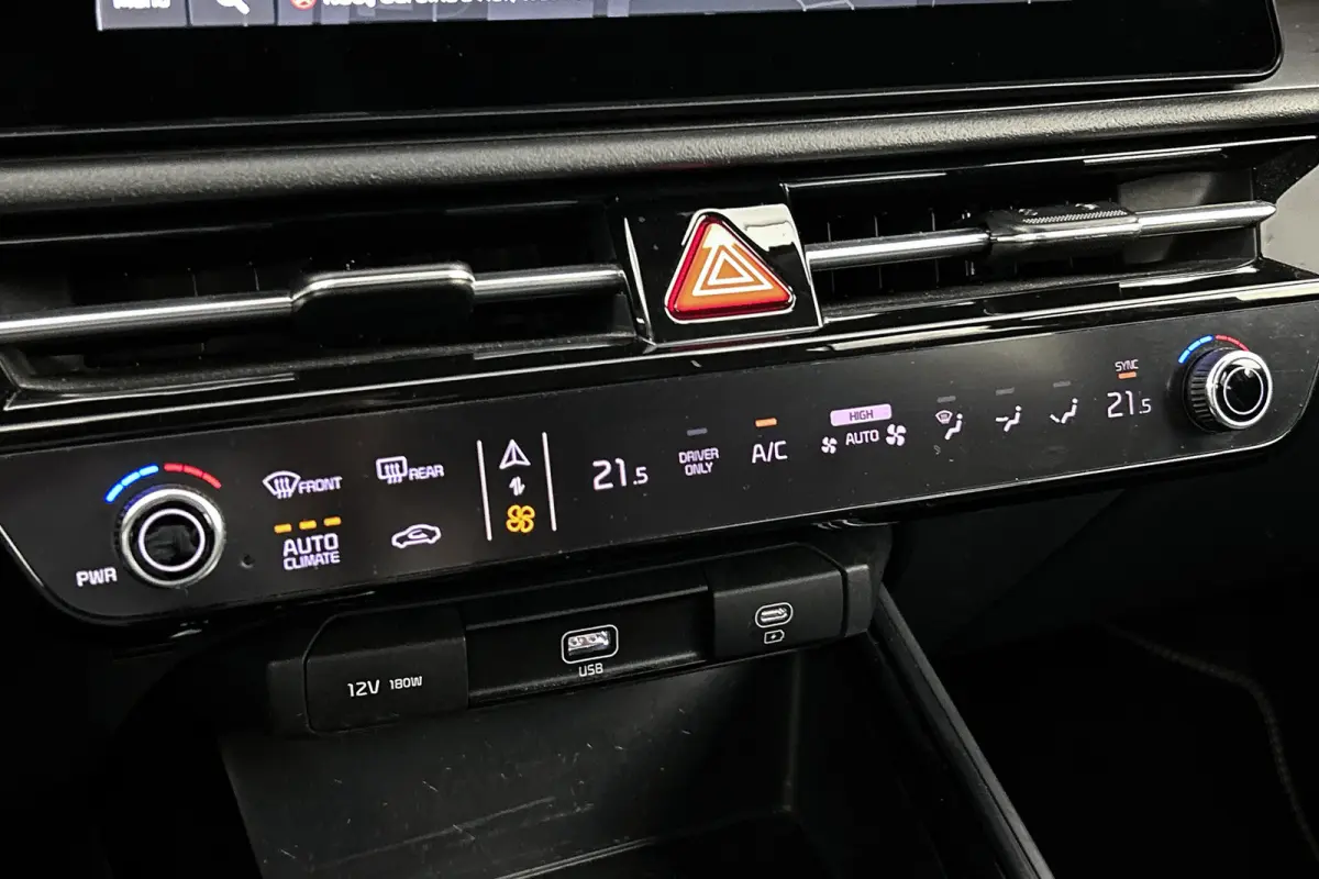 DynamicLine 64.8 kWh| S.O.H. 100% | Camera | Trekhaak | Adaptieve cruise control
