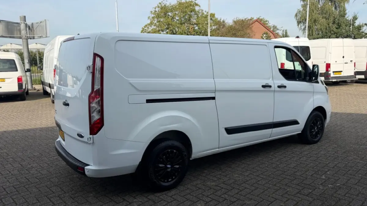 2.0 TDCI 77KW 105PK L2H1 EURO 6 AIRCO/ NAVIGATIE/ PARKEERSENSOREN/ 100% DEALERONDERHOUDEN