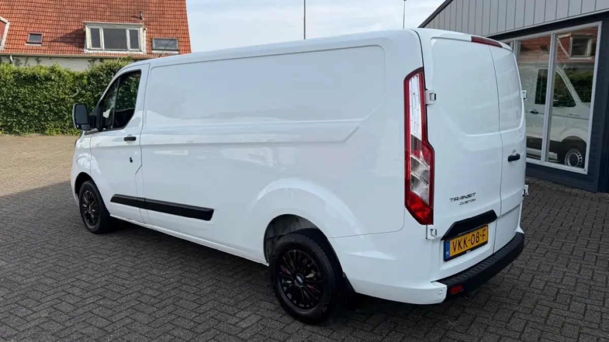 2.0 TDCI 77KW 105PK L2H1 EURO 6 AIRCO/ NAVIGATIE/ PARKEERSENSOREN/ 100% DEALERONDERHOUDEN
