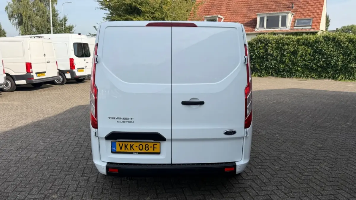 2.0 TDCI 77KW 105PK L2H1 EURO 6 AIRCO/ NAVIGATIE/ PARKEERSENSOREN/ 100% DEALERONDERHOUDEN