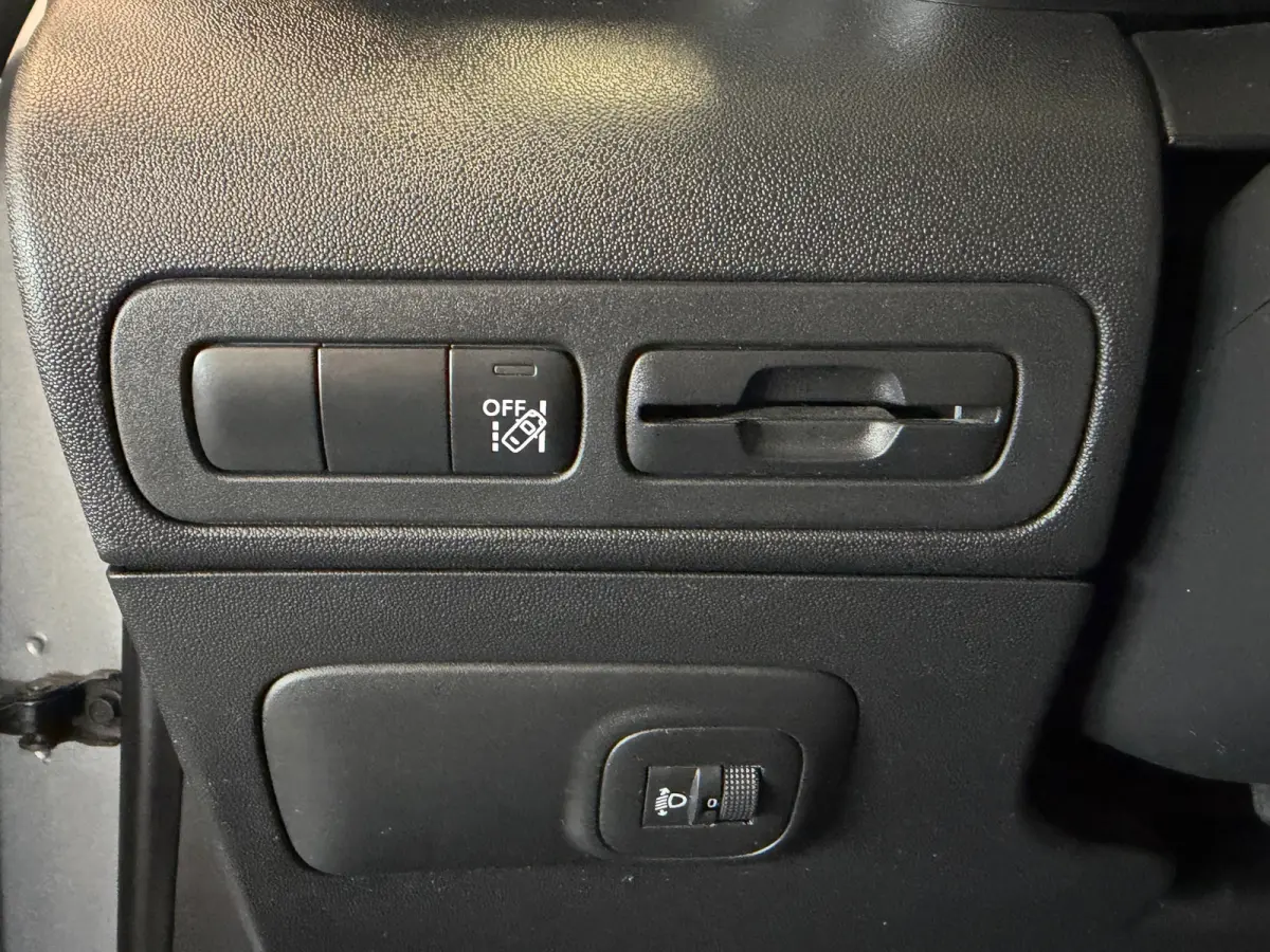 1.2 PureTech Feel| NAVIGATIE/CAMERA| CRUISE| ECC AIRCO|