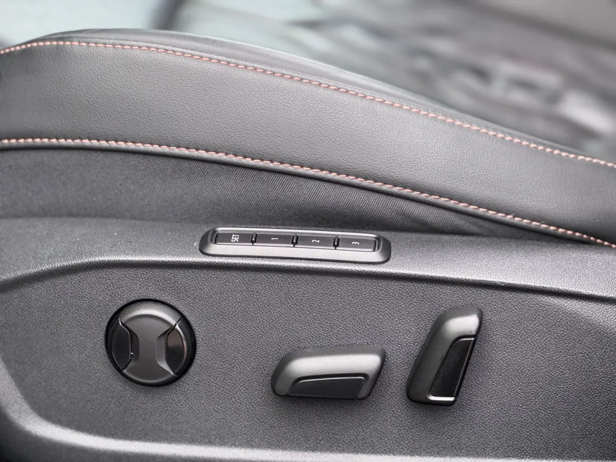 1.4 e-Hybrid VZ Performance Pano/Memory/360
