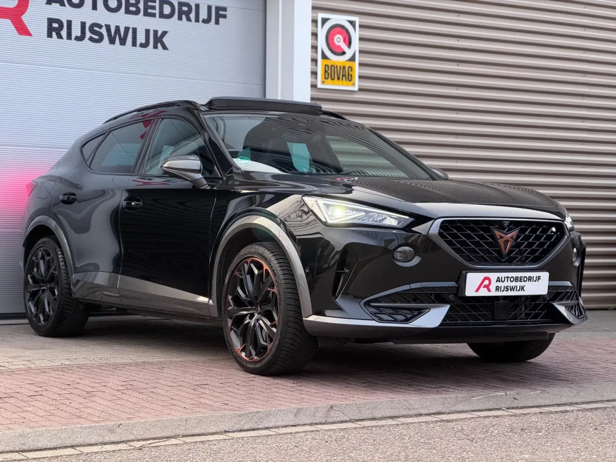 1.4 e-Hybrid VZ Performance Pano/Memory/360