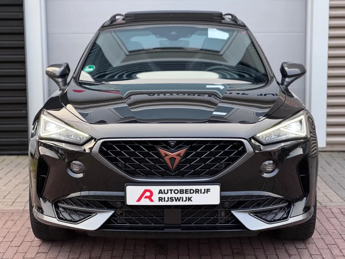 1.4 e-Hybrid VZ Performance Pano/Memory/360