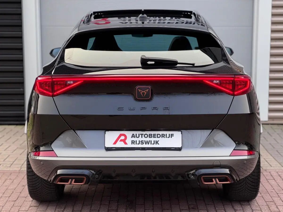 1.4 e-Hybrid VZ Performance Pano/Memory/360
