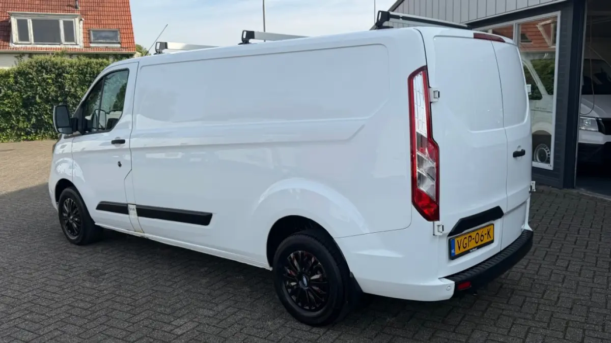 2.0 TDCI 77KW 105PK L2H1 EURO 6 AIRCO/ NAVIGATIE/ PARKEERSENSOREN/ 100% DEALERONDERHOUDEN