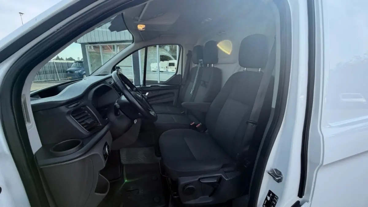 2.0 TDCI 77KW 105PK L2H1 EURO 6 AIRCO/ NAVIGATIE/ PARKEERSENSOREN/ 100% DEALERONDERHOUDEN