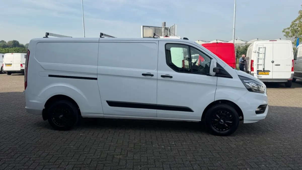 2.0 TDCI 77KW 105PK L2H1 EURO 6 AIRCO/ NAVIGATIE/ PARKEERSENSOREN/ 100% DEALERONDERHOUDEN