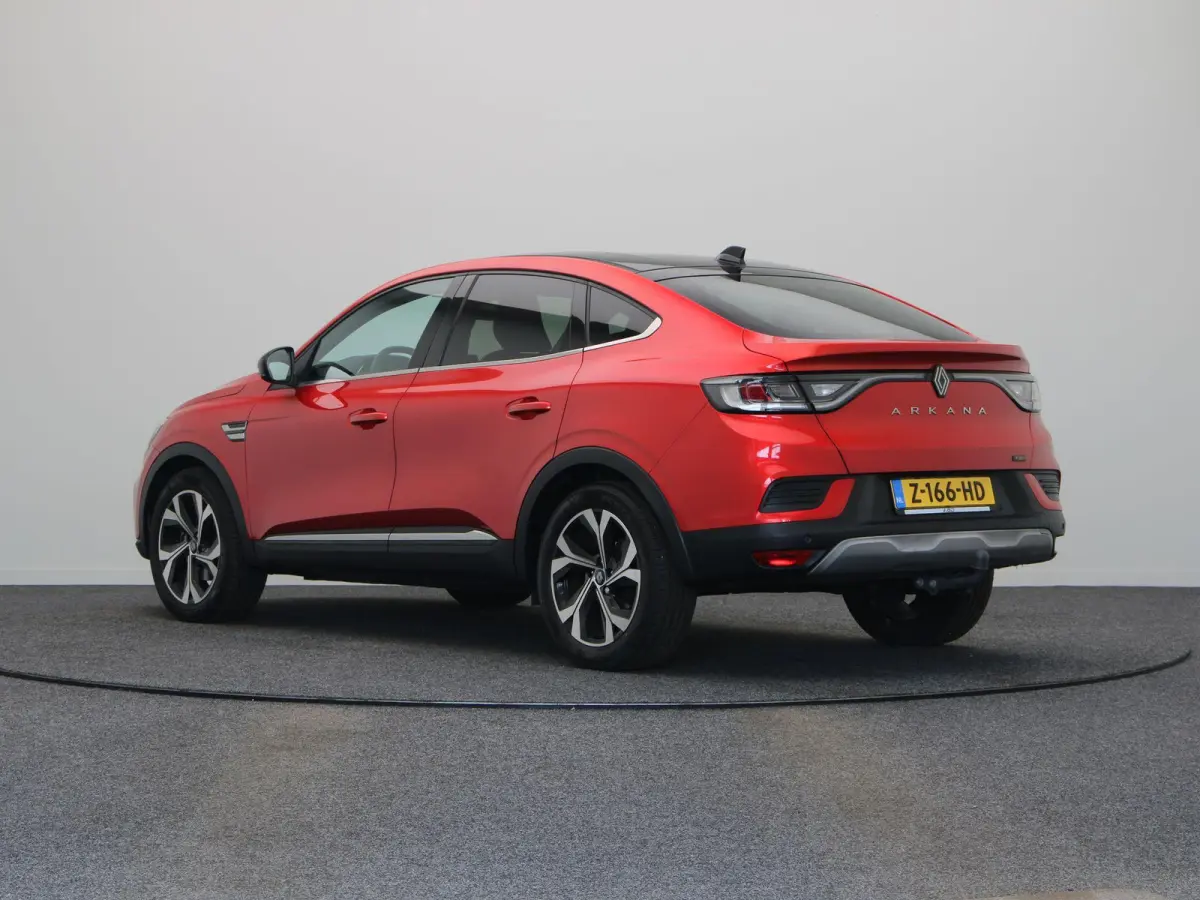 E-Tech full hybrid 145pk techno | 1e Eigenaar | ABD Dealeronderhouden | Trekhaak | Achteruitrijcamera | Pack look | Apple Carplay/Android Auto |