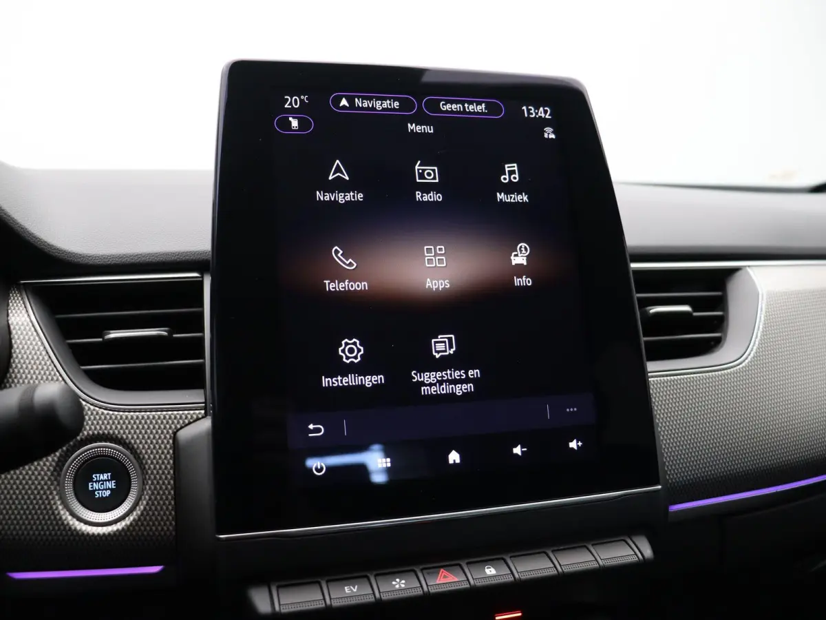 E-Tech full hybrid 145pk techno | 1e Eigenaar | ABD Dealeronderhouden | Trekhaak | Achteruitrijcamera | Pack look | Apple Carplay/Android Auto |