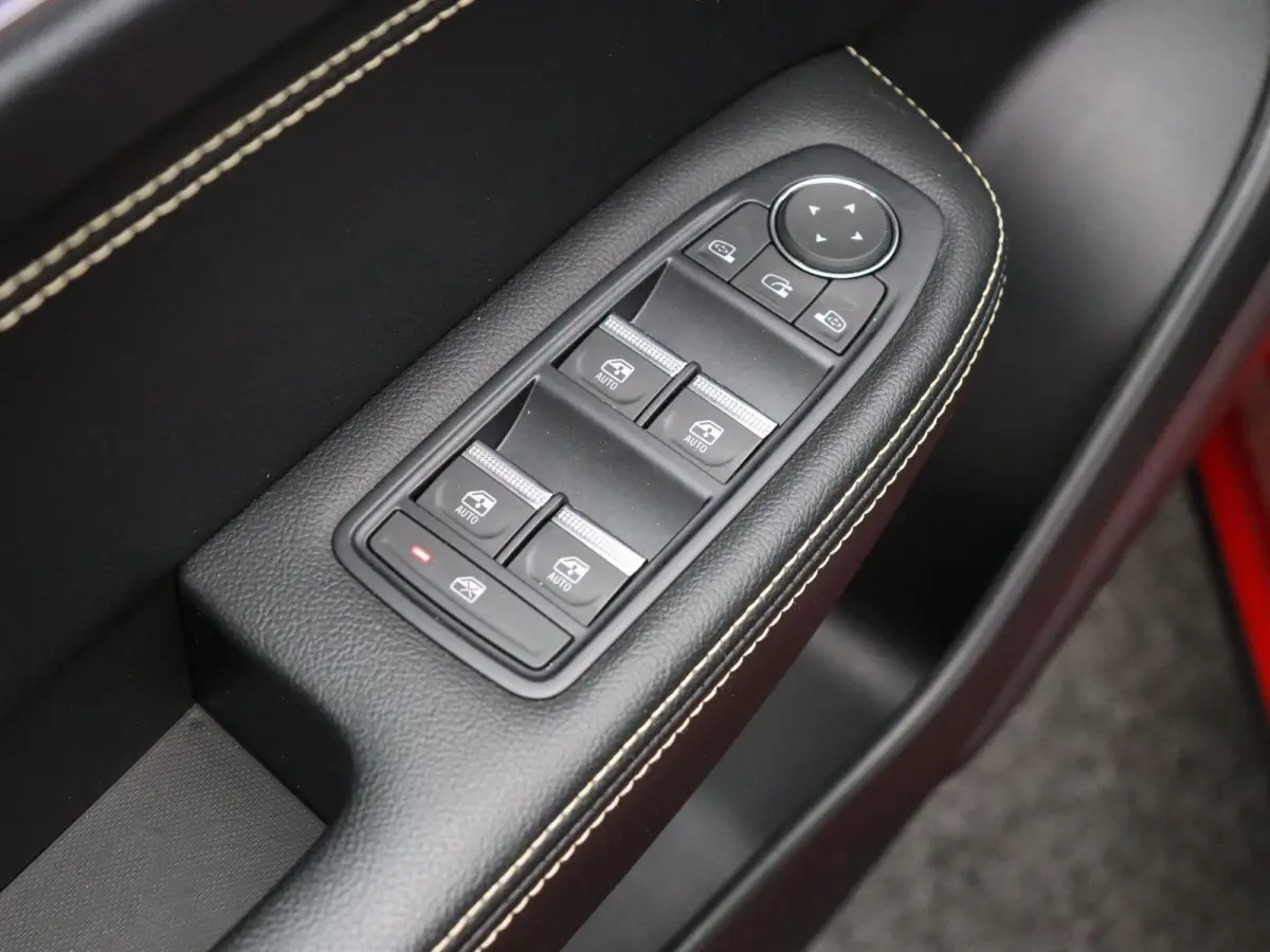 E-Tech full hybrid 145pk techno | 1e Eigenaar | ABD Dealeronderhouden | Trekhaak | Achteruitrijcamera | Pack look | Apple Carplay/Android Auto |