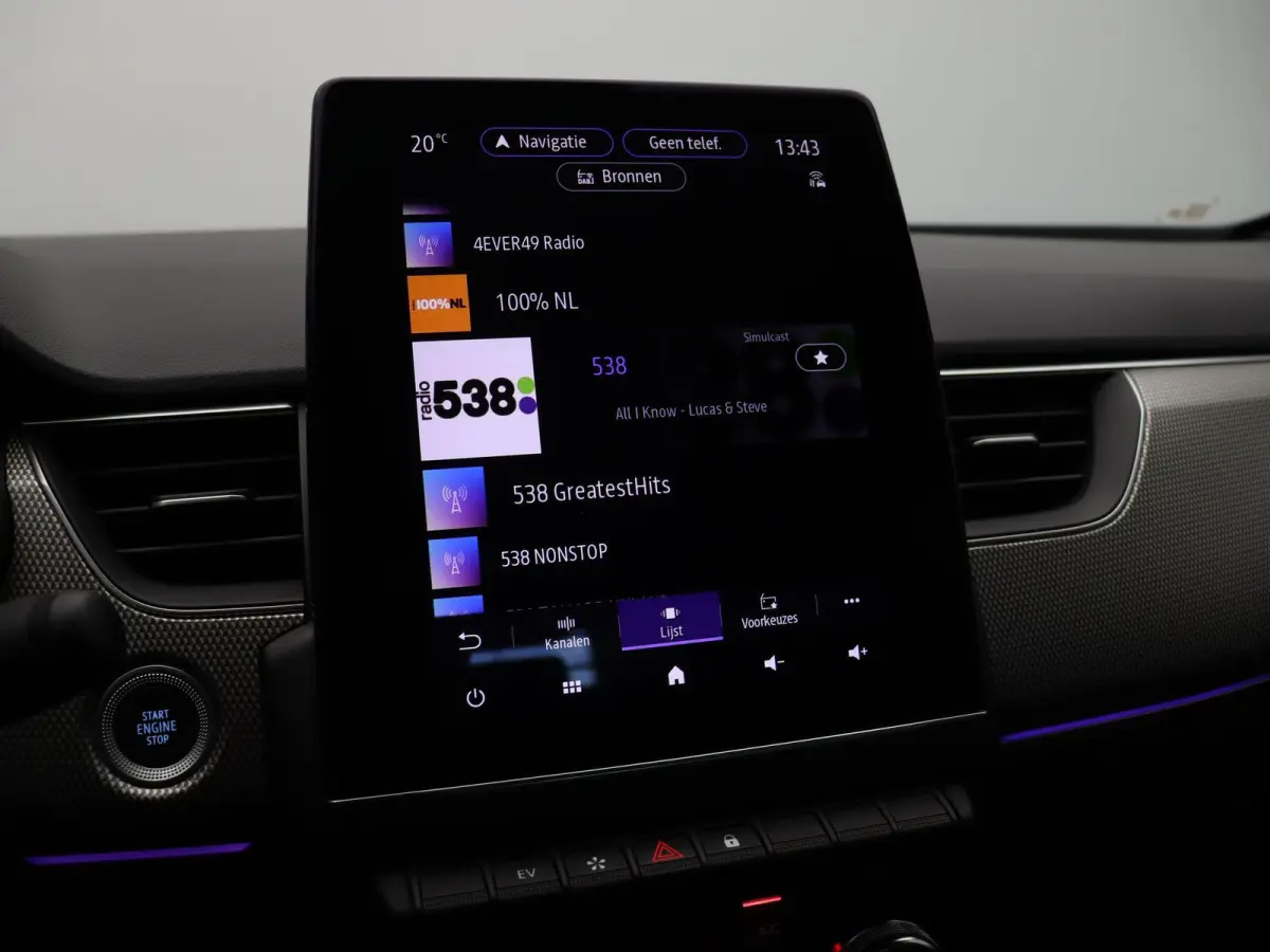 E-Tech full hybrid 145pk techno | 1e Eigenaar | ABD Dealeronderhouden | Trekhaak | Achteruitrijcamera | Pack look | Apple Carplay/Android Auto |