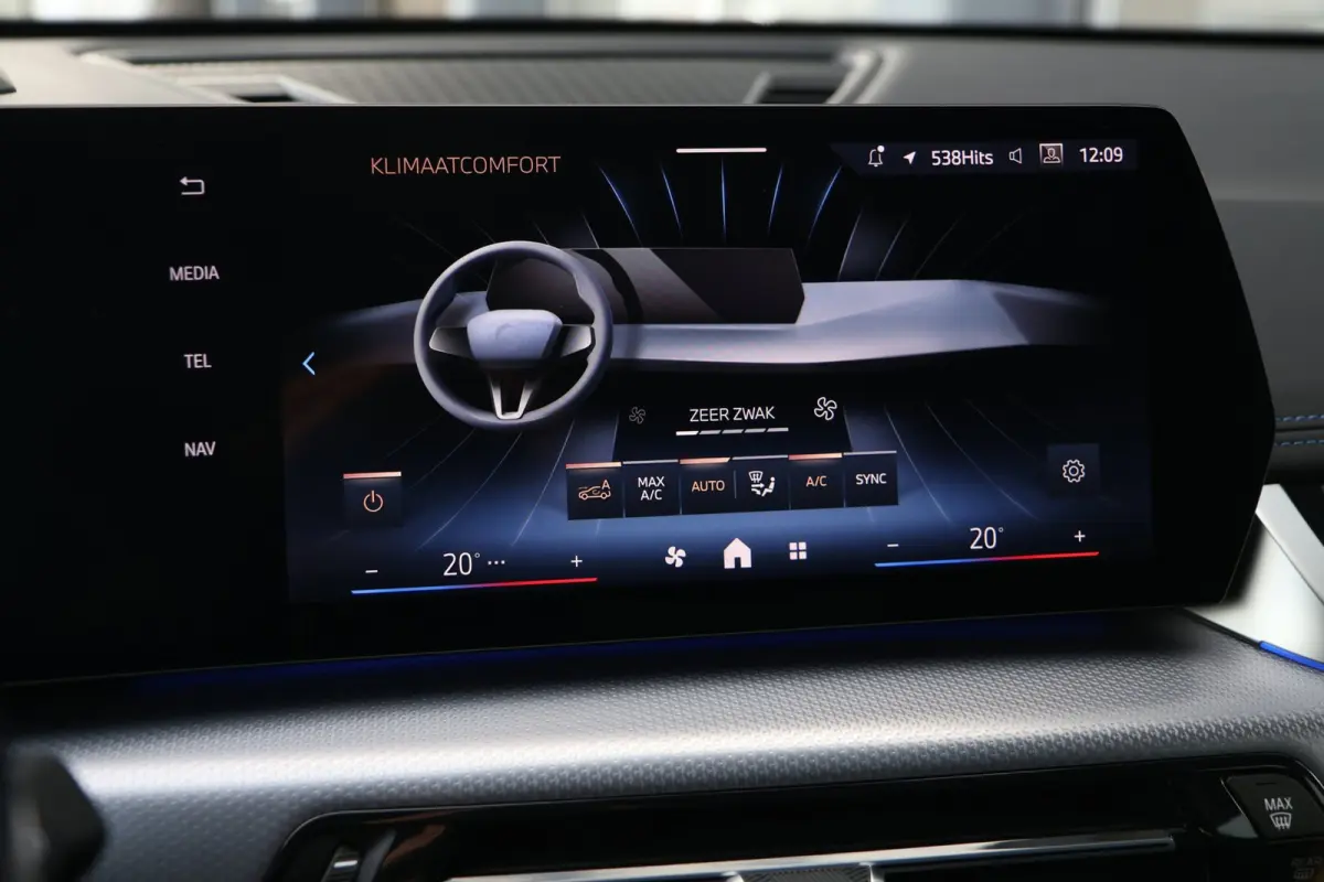 EDRIVE20 BMW IX1 EDRIVE20 M sport elekt stoelen 360 camera acc