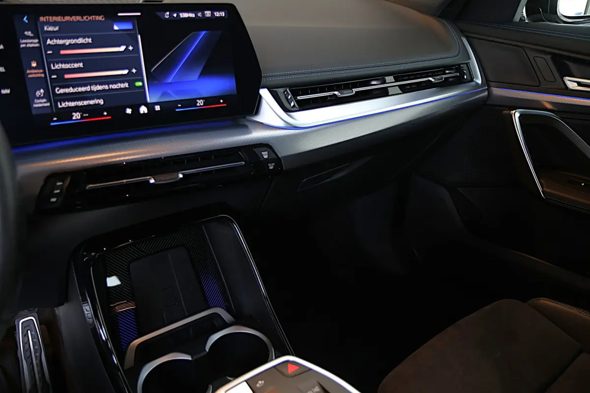 EDRIVE20 BMW IX1 EDRIVE20 M sport elekt stoelen 360 camera acc