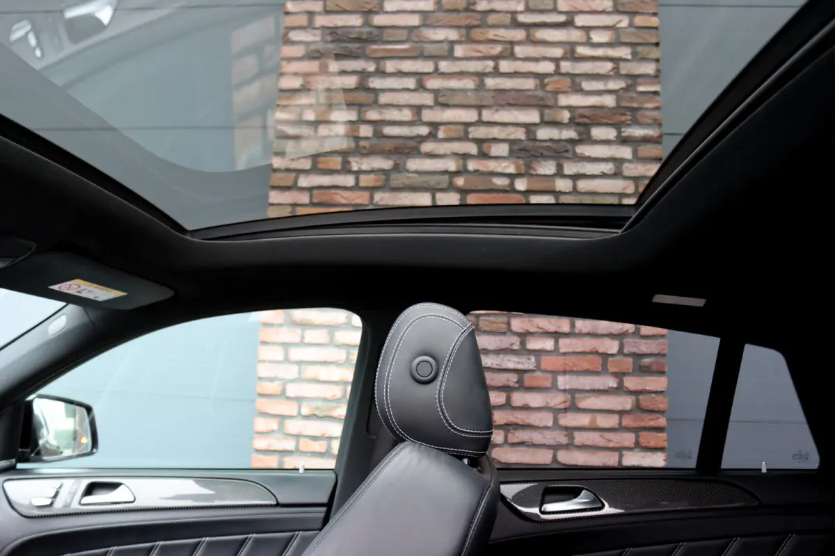 AMG 63 S 4MATIC | Luchtvering | Carbon | Panoramadak | Distronic+ | Nappa Leder | Harman&Kardon | Trekhaak | Surround Camera |