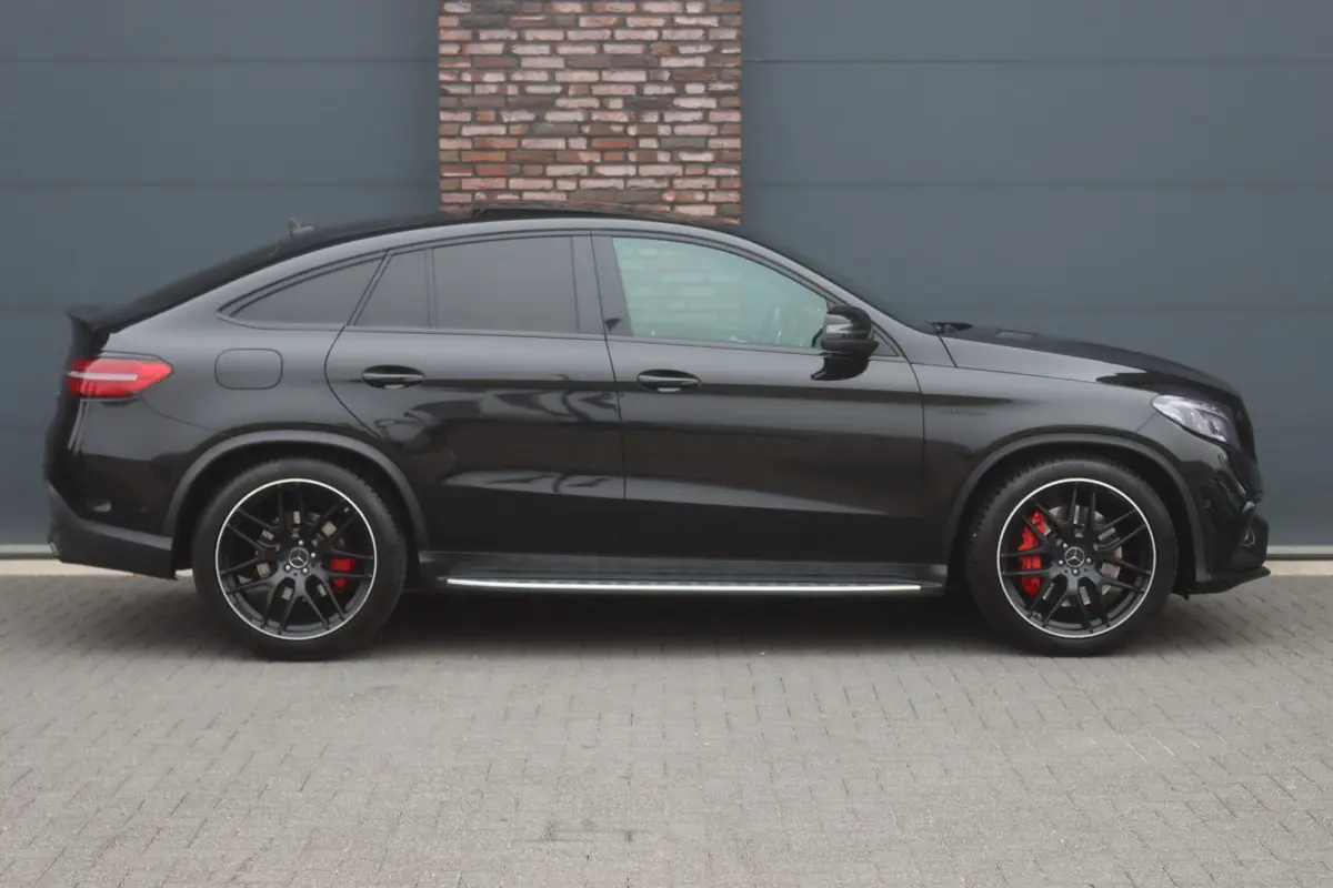 AMG 63 S 4MATIC | Luchtvering | Carbon | Panoramadak | Distronic+ | Nappa Leder | Harman&Kardon | Trekhaak | Surround Camera |