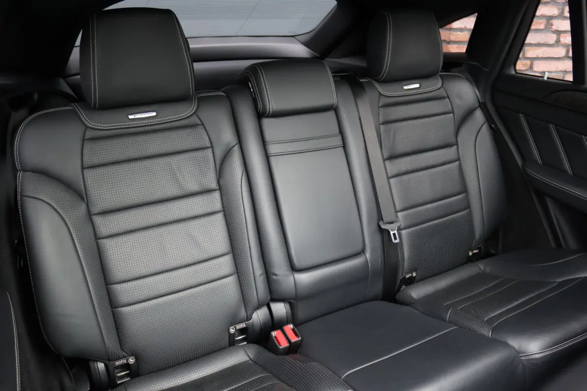 AMG 63 S 4MATIC | Luchtvering | Carbon | Panoramadak | Distronic+ | Nappa Leder | Harman&Kardon | Trekhaak | Surround Camera |