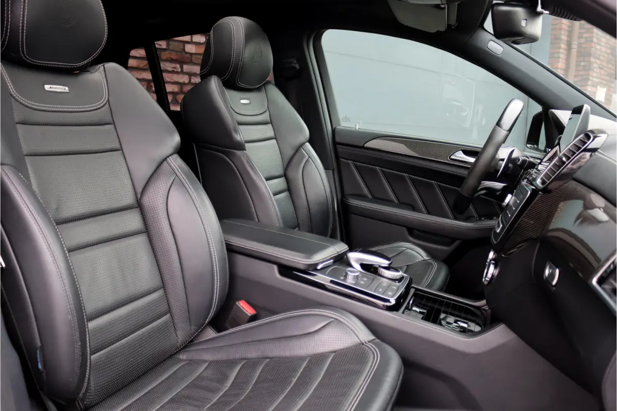 AMG 63 S 4MATIC | Luchtvering | Carbon | Panoramadak | Distronic+ | Nappa Leder | Harman&Kardon | Trekhaak | Surround Camera |