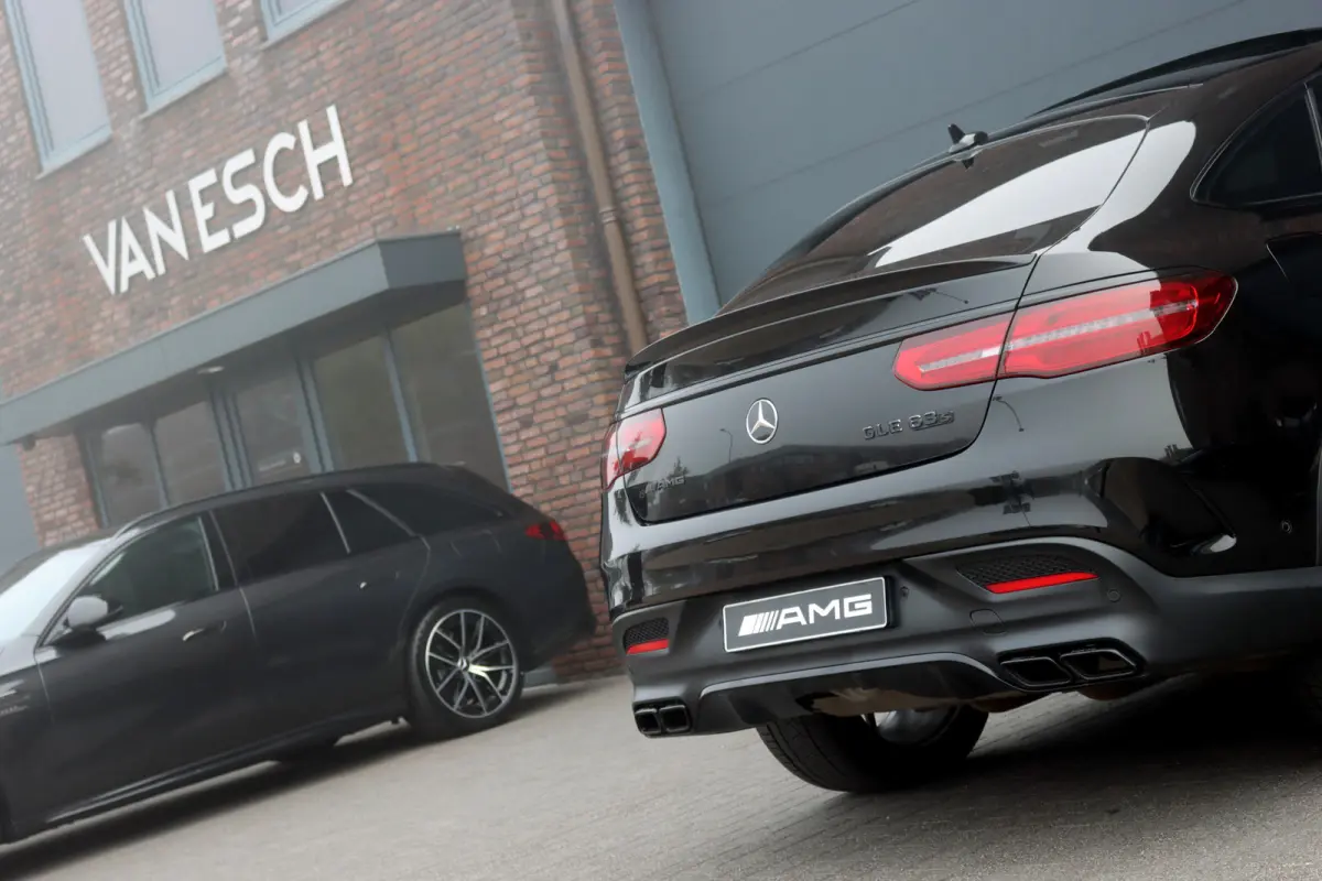 AMG 63 S 4MATIC | Luchtvering | Carbon | Panoramadak | Distronic+ | Nappa Leder | Harman&Kardon | Trekhaak | Surround Camera |