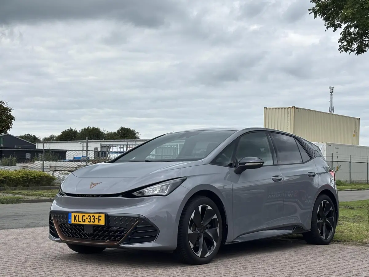 Business 62 kWh SOH 96,4 % stoelverwarming