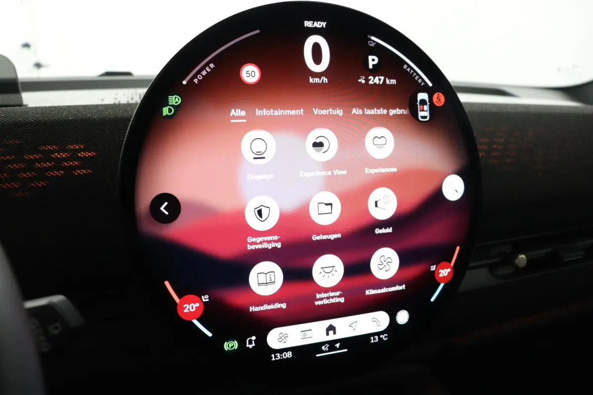 E JCW | SOH 100% | JCW Uitvoering | Pakket M | Stuurwielrandverwarming | Panoramadak | Head-Up Display | Harman Kardon
