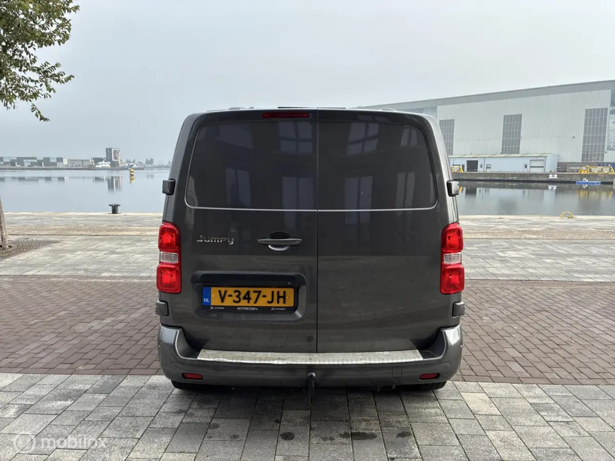bestel 2.0 BlueHDI 180 Business M S&S