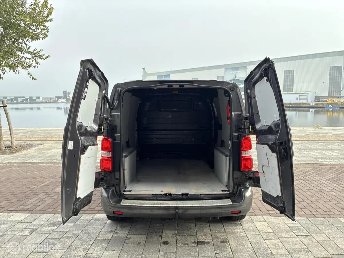 bestel 2.0 BlueHDI 180 Business M S&S