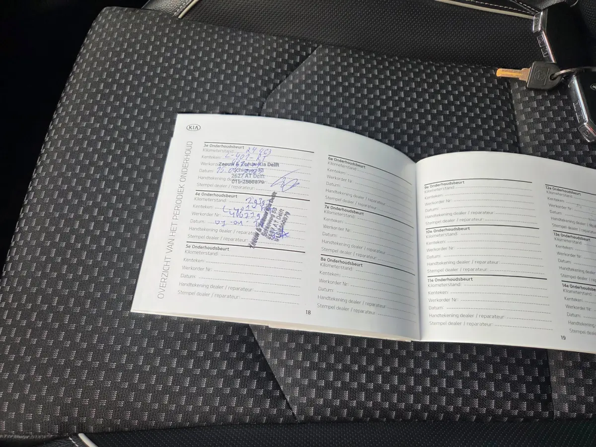 1.0 T-GDi DynamicPlusLine Parkeersensoren a./ Navigatie/ Camera/ Trekhaak/ Stoelverwarming/ Rijklaarprijs!