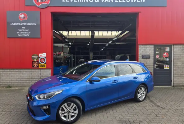 1.0 T-GDi DynamicPlusLine Parkeersensoren a./ Navigatie/ Camera/ Trekhaak/ Stoelverwarming/ Rijklaarprijs!