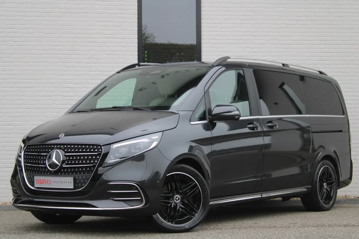 300d / AMG / DC / Exclusive / 4-Matic / Luchtv / Elec Stoel / Burmester / Vol Opties / NIEUWSTAAT
