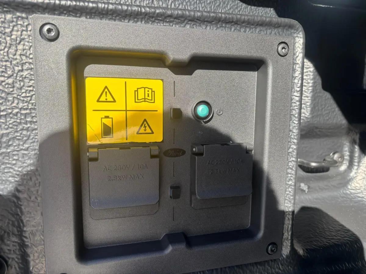 Stormtrak 2.3 PHEV | 278 PK! | 3500 KG Trekvermogen | Adaptief Cruisecontrol | Verwarmde Stuur/Stoelen | 4x4 Aangedreven