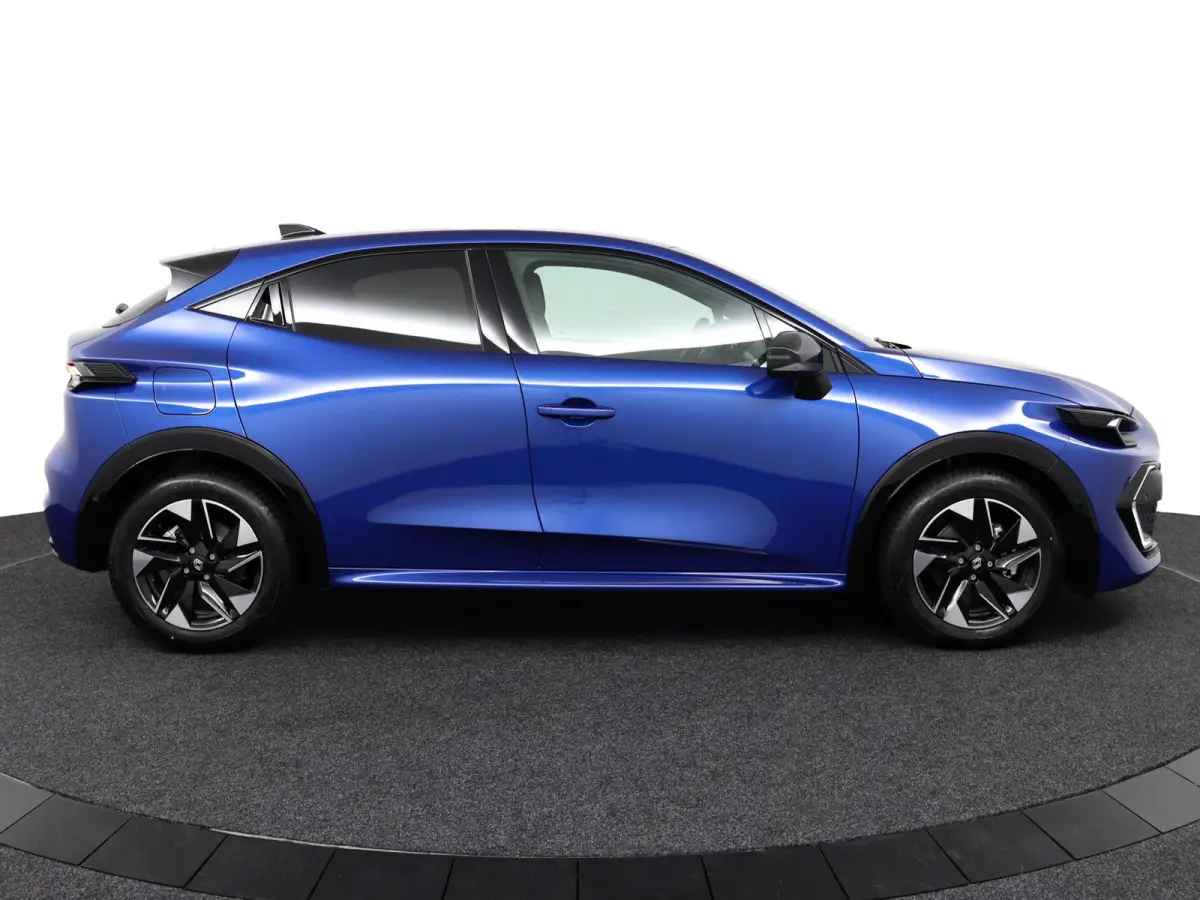 techno full hybrid E-Tech 160 pk | pack winter, safety & parking | all-season banden | verlenging connected services openR link met twee jaar |