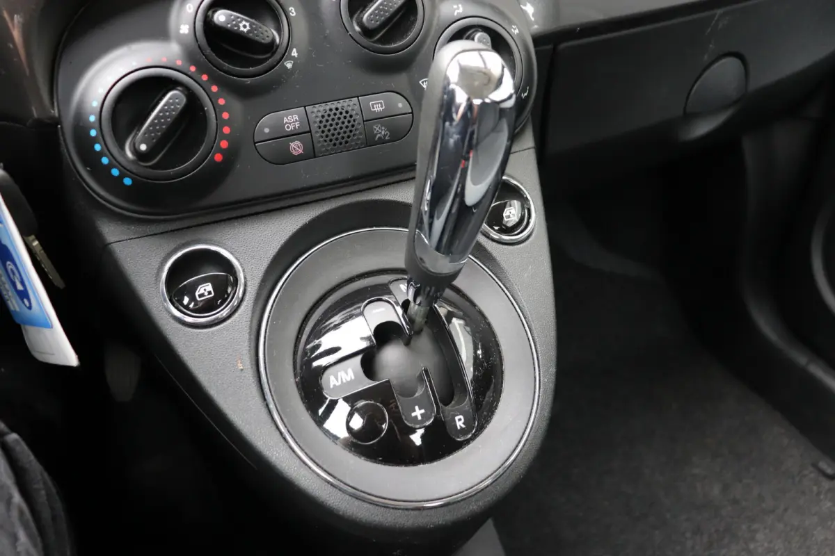 0.9 TwinAir Turbo Popstar Automaat. . Lage km stand, Nederlandse auto!