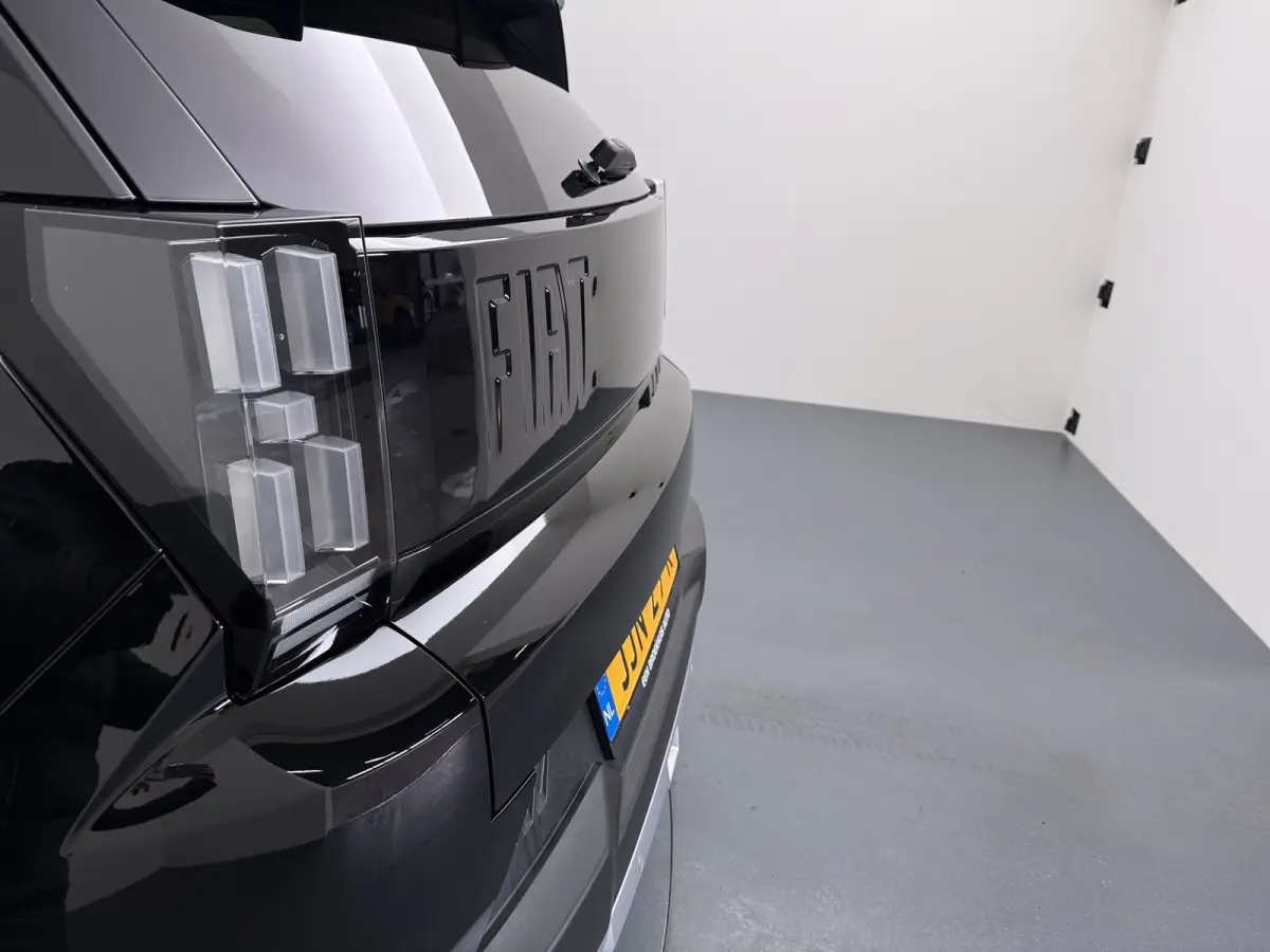 1.2 Hybrid La Prima 8 Jaar Garantie | Achteruitrijcamera | Parkeersensoren Voor en Achter | Cruise Control | Climate Control | 17" Lichtmetalen Velgen