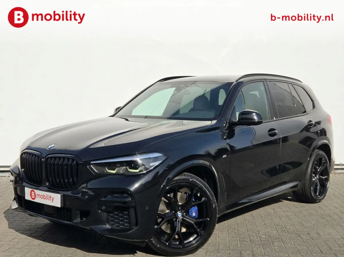 xDrive40i High Executive M-Sport Trekhaak 2700kg | Adaptive Cruise Control | Achteruitrijcamera | DAB | M-Sportremmen