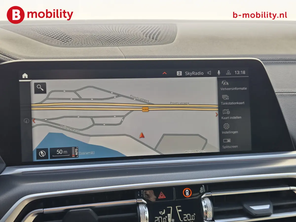 xDrive40i High Executive M-Sport Trekhaak 2700kg | Adaptive Cruise Control | Achteruitrijcamera | DAB | M-Sportremmen