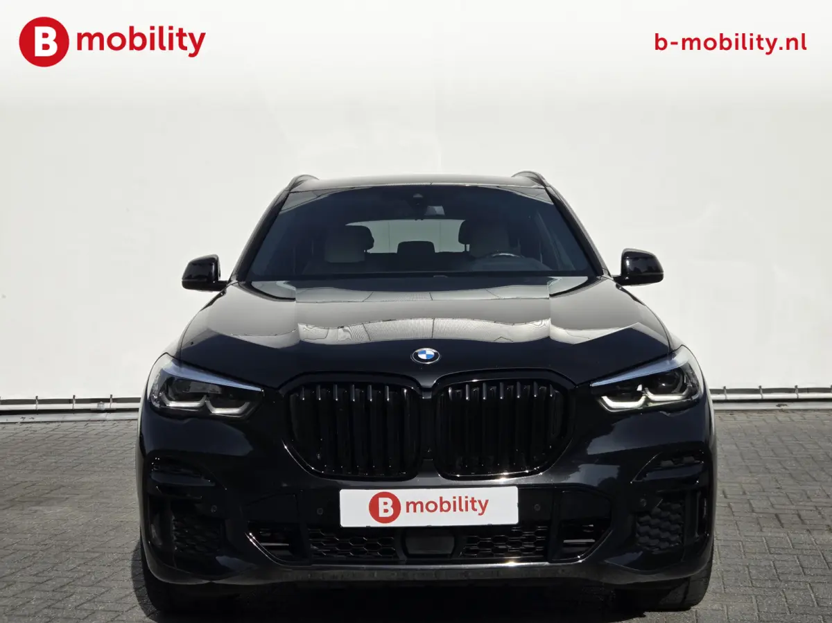 xDrive40i High Executive M-Sport Trekhaak 2700kg | Adaptive Cruise Control | Achteruitrijcamera | DAB | M-Sportremmen