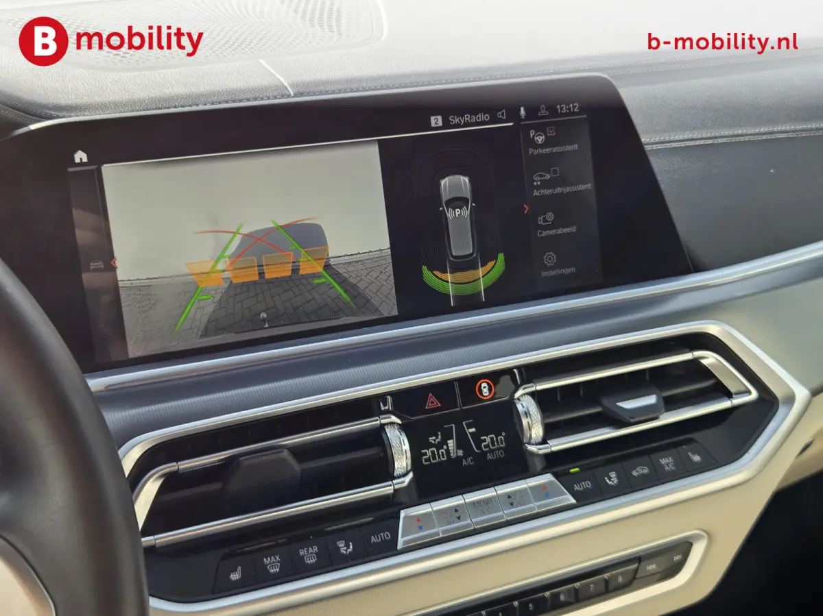 xDrive40i High Executive M-Sport Trekhaak 2700kg | Adaptive Cruise Control | Achteruitrijcamera | DAB | M-Sportremmen