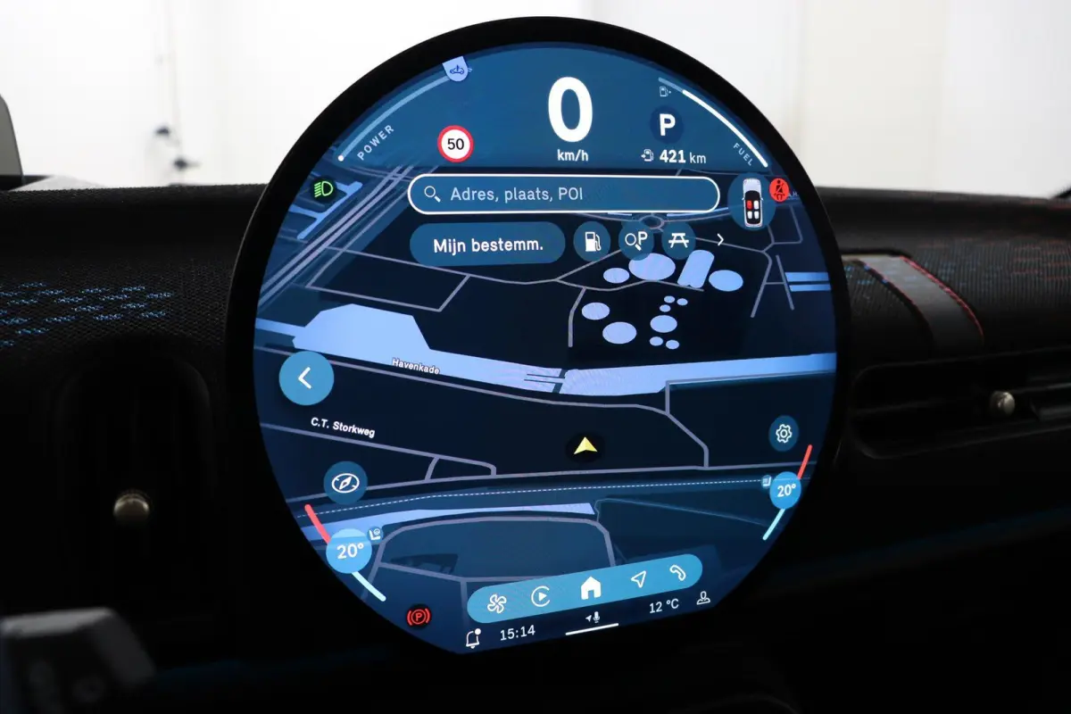1.5 Cooper C John Cooper Works JCW Uitvoering | Pakket M | Panoramadak | Harman Kardon | Head-Up Display | Stuur- en stoelverwarming