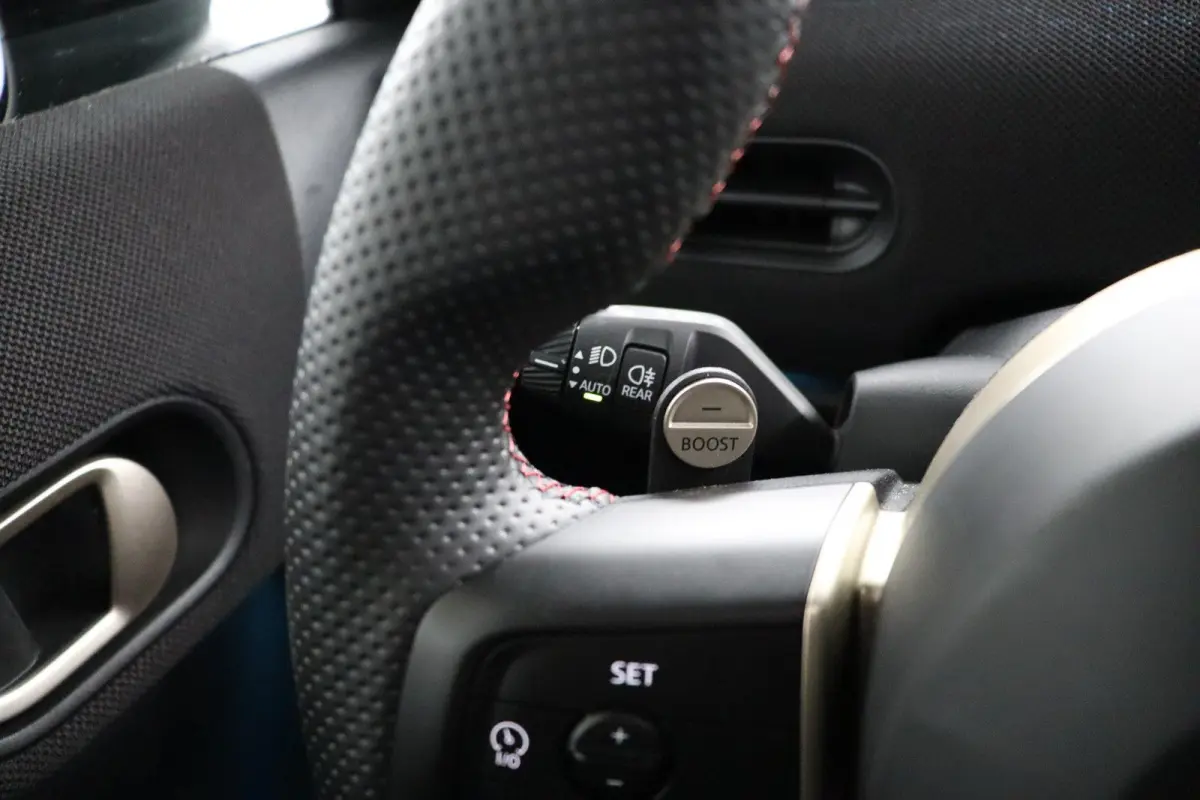 1.5 Cooper C John Cooper Works JCW Uitvoering | Pakket M | Panoramadak | Harman Kardon | Head-Up Display | Stuur- en stoelverwarming