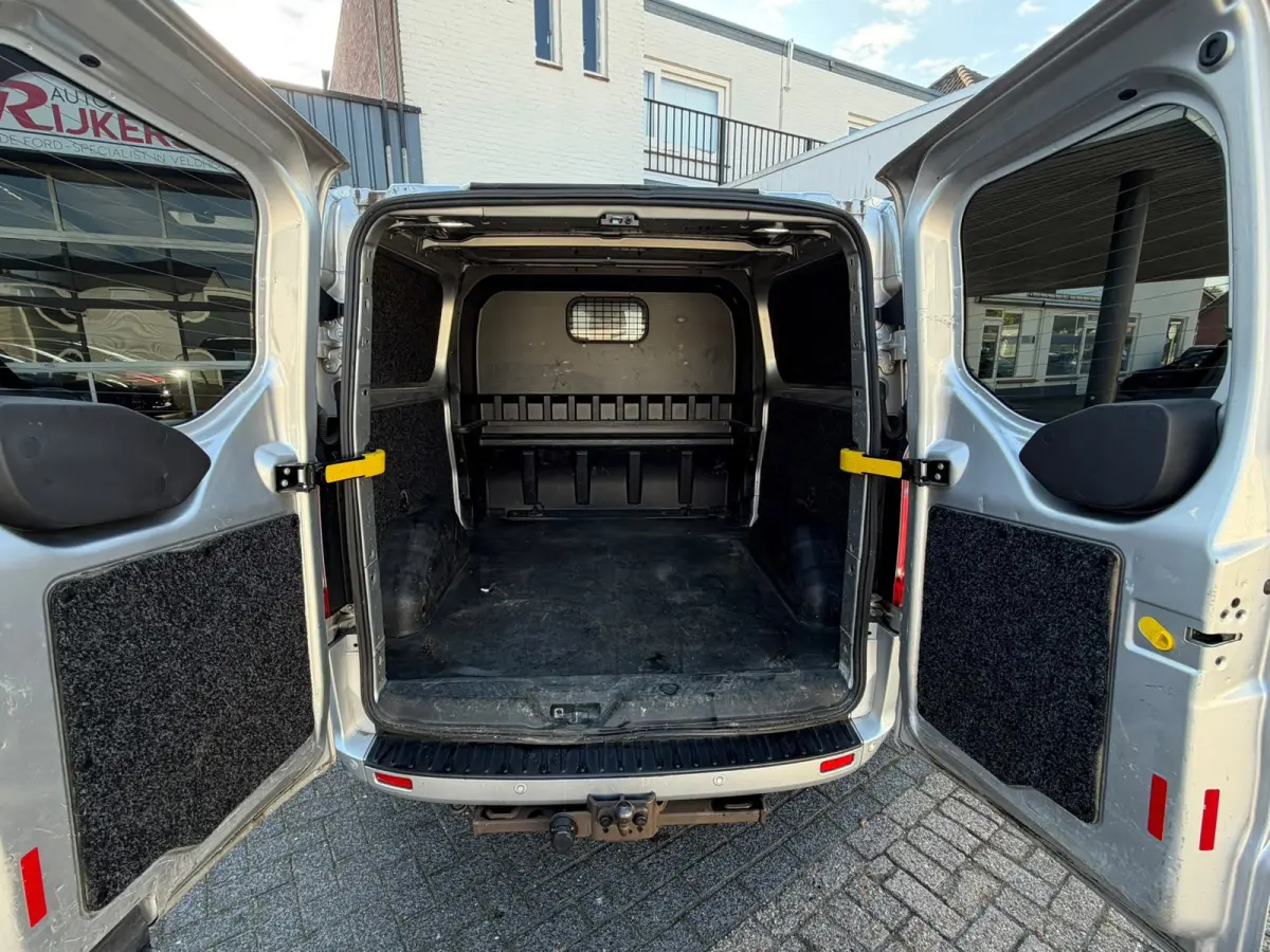 320 2.0 TDCI L2H1 Limited DC EURO 6 Nieuwe Koppeling 2X schuifdeur, Trekhaak 2800kg, Cruise Control, Camera a