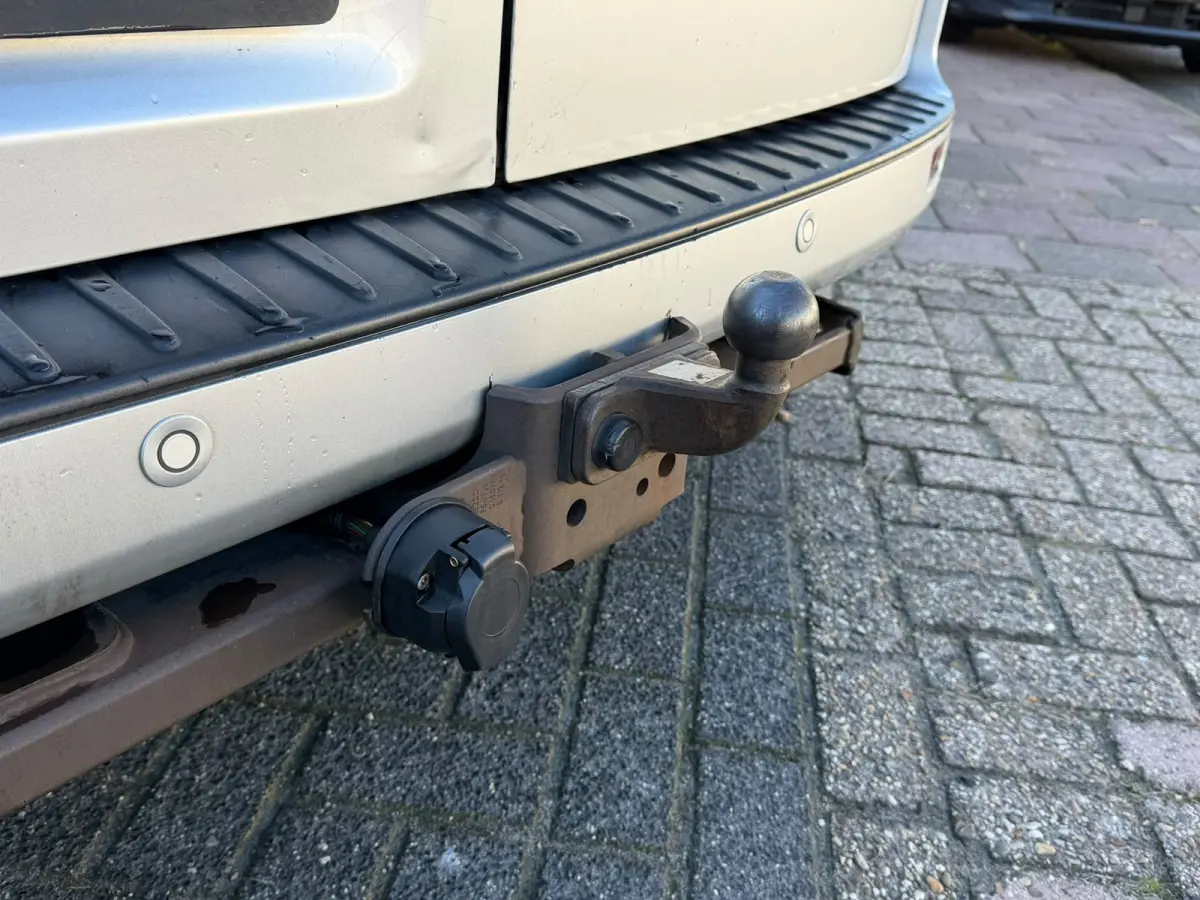 320 2.0 TDCI L2H1 Limited DC EURO 6 Nieuwe Koppeling 2X schuifdeur, Trekhaak 2800kg, Cruise Control, Camera a