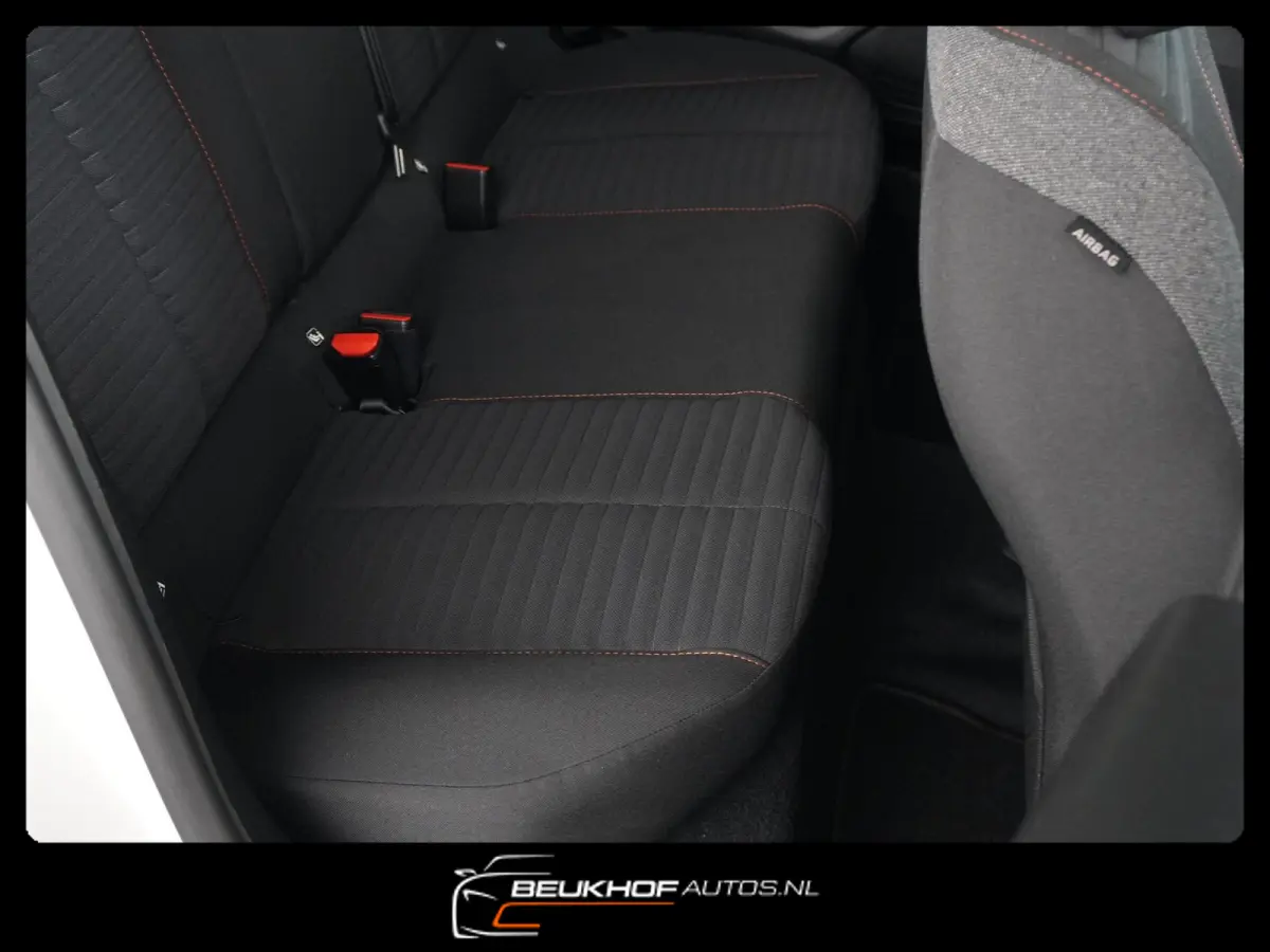 EV Active 50 kWh Carplay Navi Airco Soh 92%