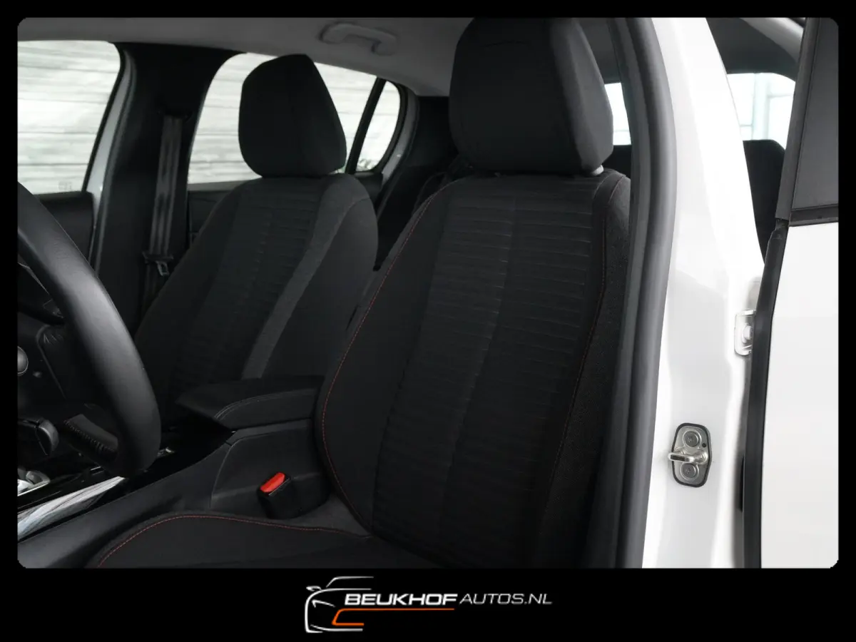 EV Active 50 kWh Carplay Navi Airco Soh 92%
