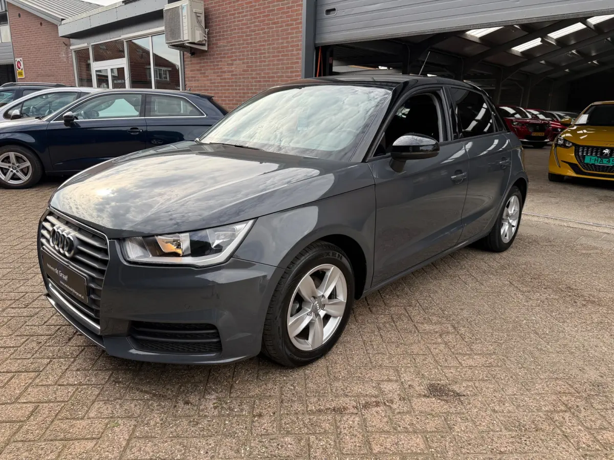1.0 TFSI|CRUISE/NAVI/PDC/BLUETOOTH/