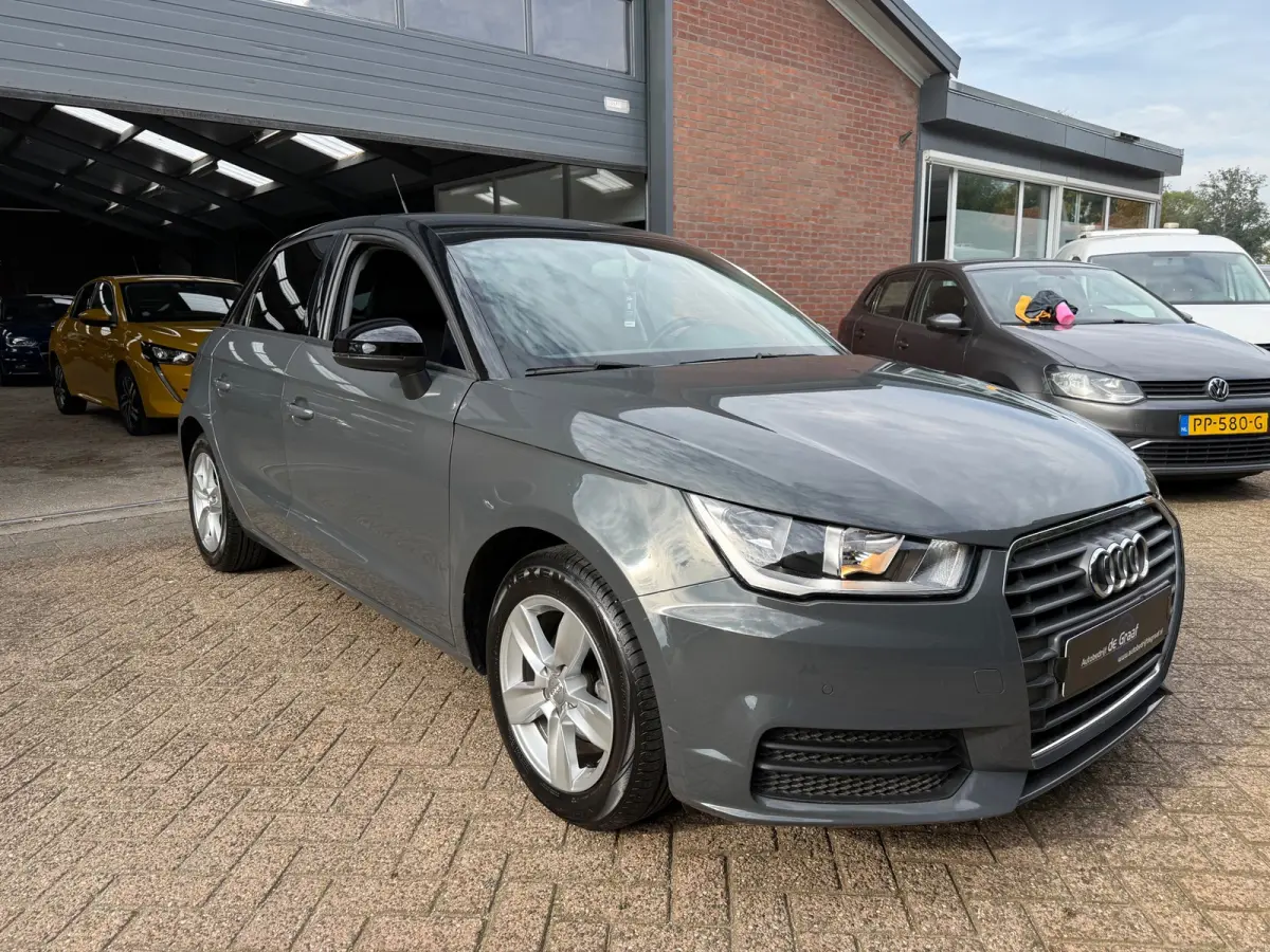 1.0 TFSI|CRUISE/NAVI/PDC/BLUETOOTH/