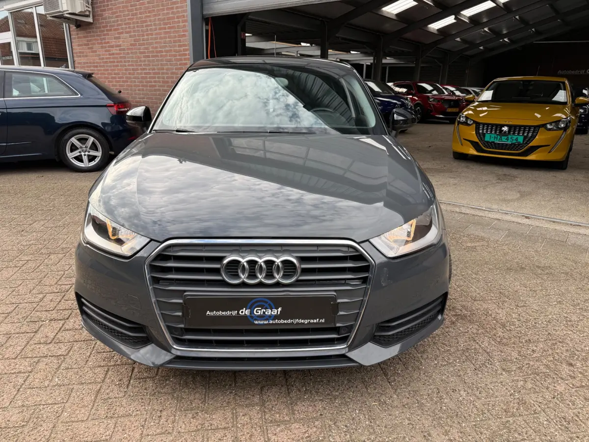 1.0 TFSI|CRUISE/NAVI/PDC/BLUETOOTH/