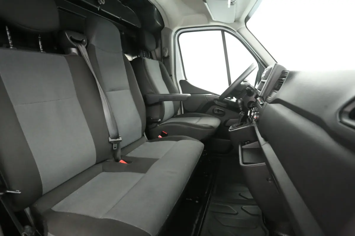 Blue dCi L2H2 | Airco | Cruise | 3 Zits | Parkeersensoren
