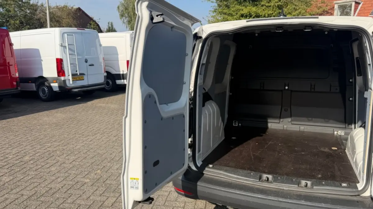 2.0 TDI 55KW 75PK EURO 6 AIRCO/ CRUISE CONTROL/ SCHUIFDEUR/ 100% DEALERONDERHOUDEN